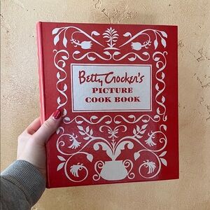 Betty Crocker's Picture Cook Book